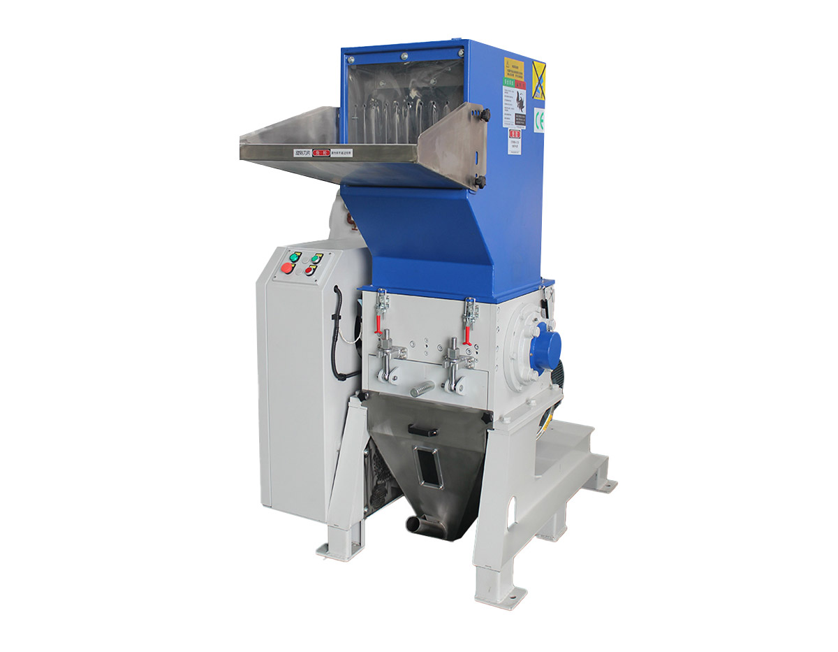 Medium-low speed crusher (XMG 300 series)